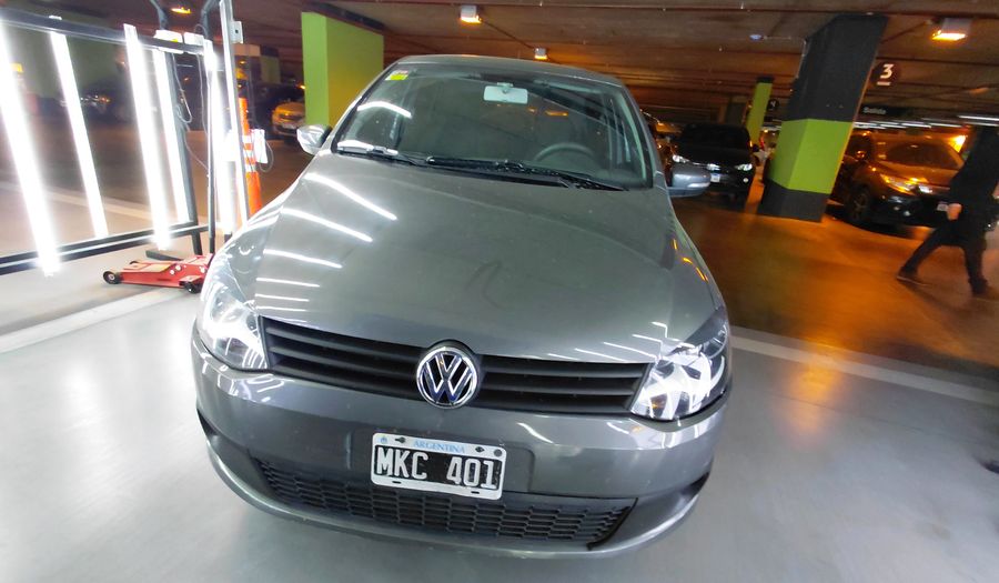 Volkswagen Fox 1.6 TRENDLINE Hatchback 2013