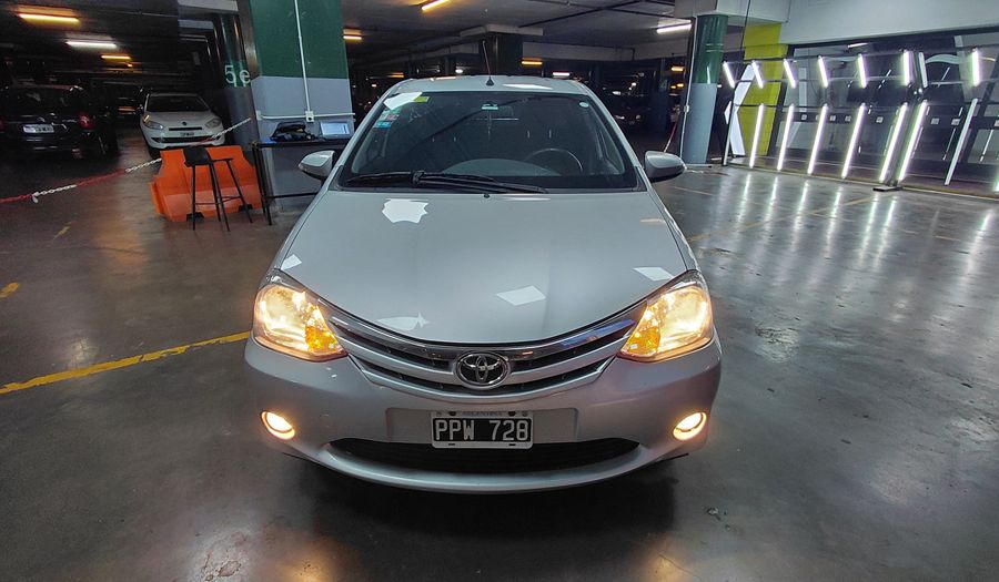 Toyota Etios 1.5 XLS 2016 Sedan