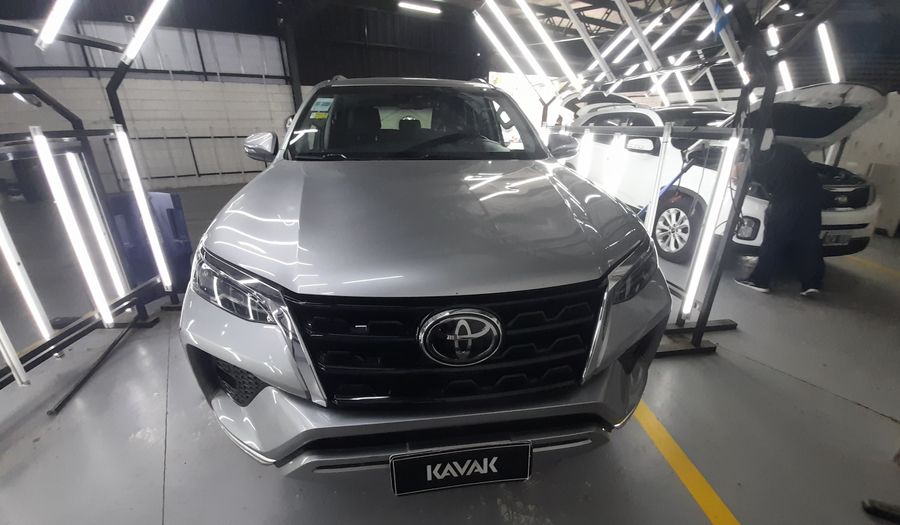 Toyota Sw4 2.8 TDI SRX AUTO 4WD Suv 2021