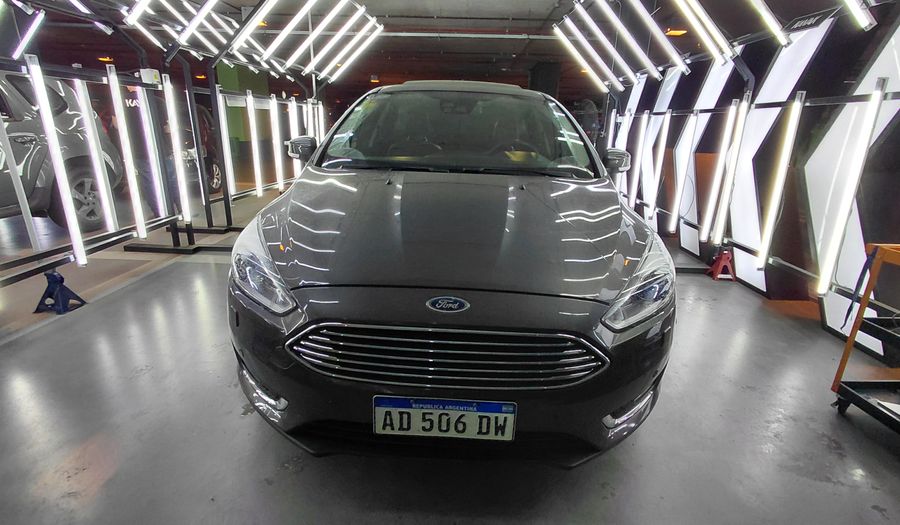 Ford Focus Iii 2.0 TITANIUM AT Sedan 2019