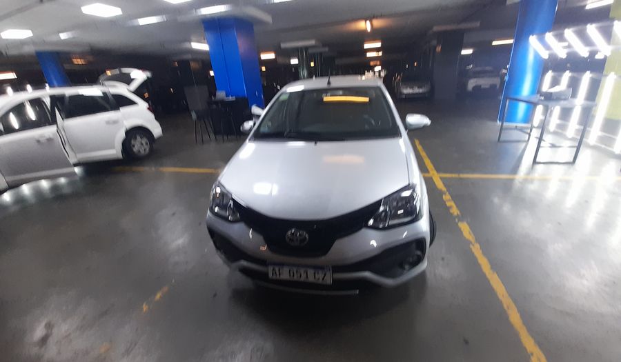 Toyota Etios 1.5 XLS AUTO Sedan 2021