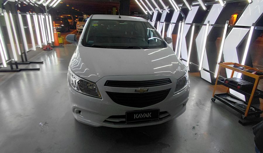Chevrolet Onix 1.4 LT Hatchback 2016