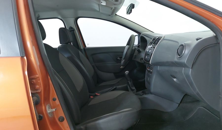 Renault Sandero 1.6 EXPRESSION MT Hatchback 2017