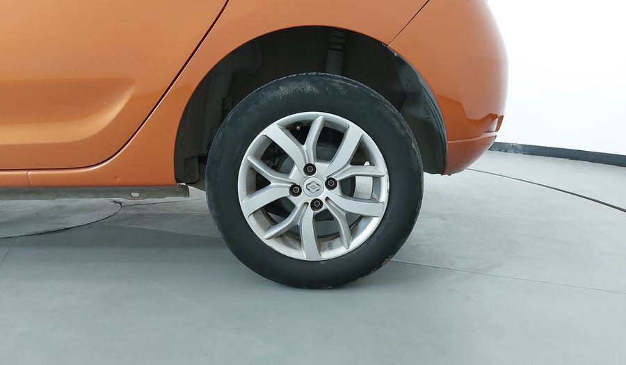 Renault Sandero 1.6 EXPRESSION MT Hatchback 2017