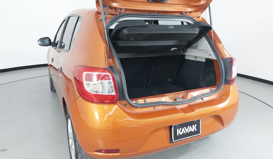 Renault Sandero 1.6 EXPRESSION MT Hatchback 2017