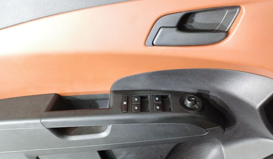 Chevrolet Sonic 1.6 MT D LT Sedan 2016