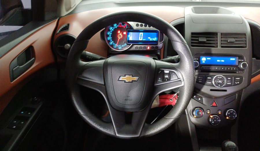 Chevrolet Sonic 1.6 MT D LT Sedan 2016