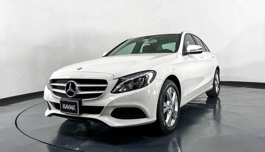 Mercedes Benz • Clase C