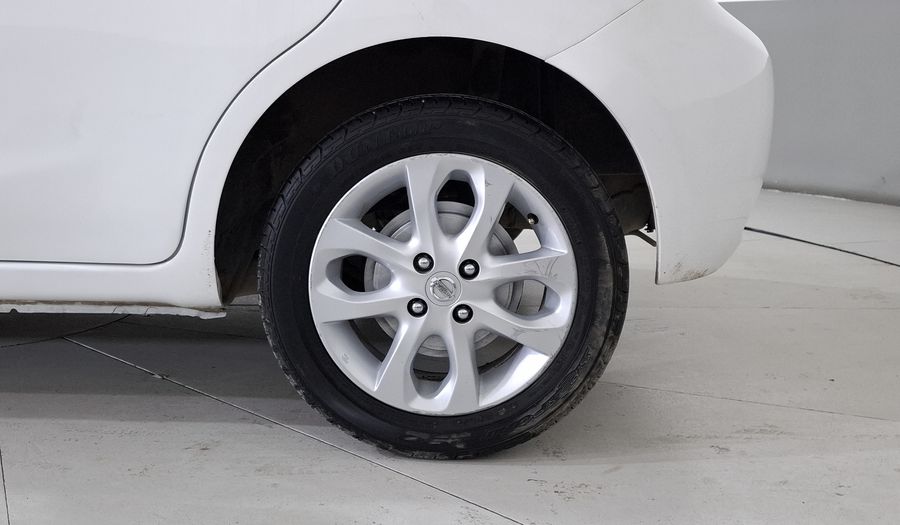 Nissan March 1.6 SENSE AT Hatchback 2015