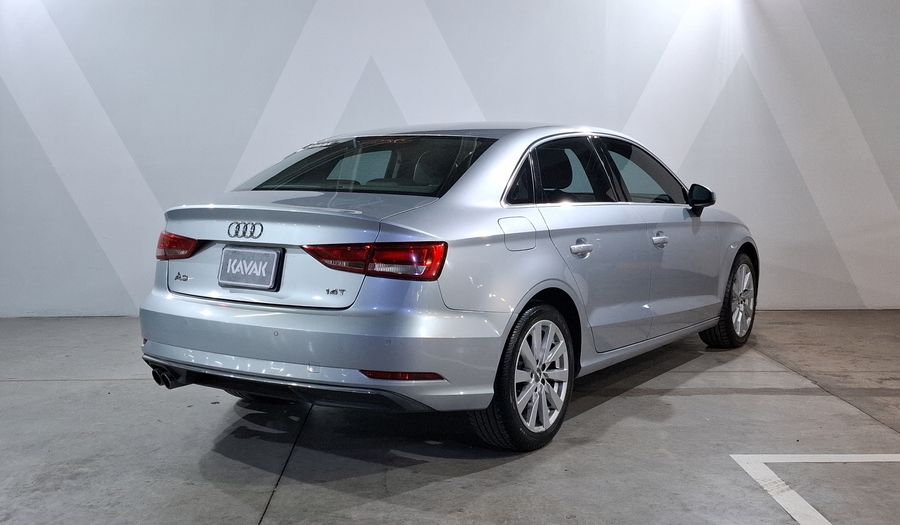 Audi A3 1.4 SELECT DCT Sedan 2018