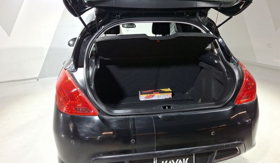 Peugeot 308 1.6 TURBO 5P AT Hatchback 2013