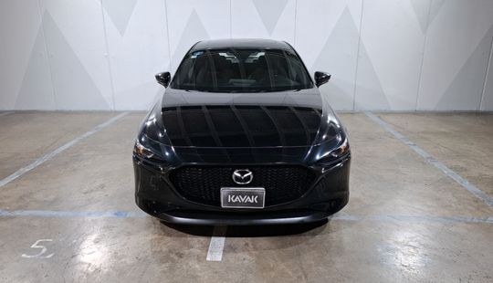 Mazda • Mazda 3