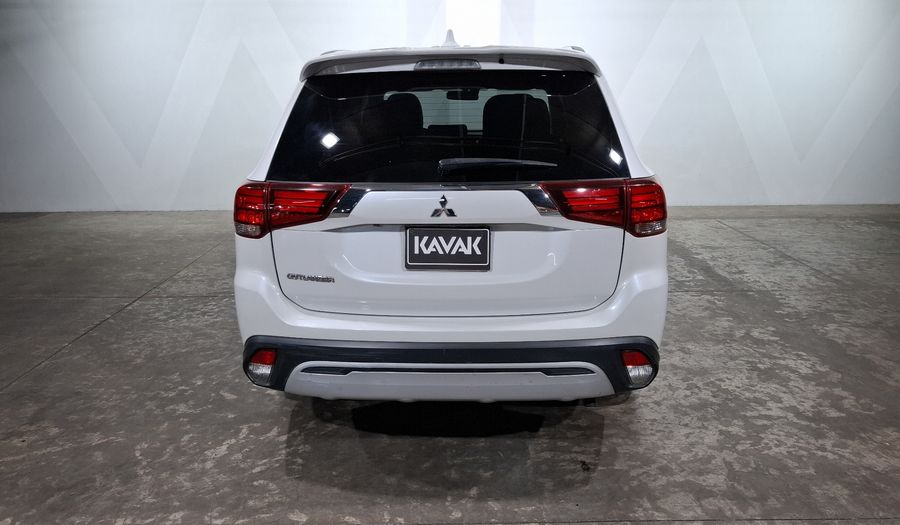 Mitsubishi Outlander 2.4 LIMITED CVT Suv 2019