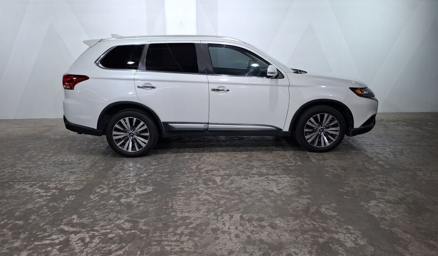 Mitsubishi Outlander 2.4 LIMITED CVT Suv 2019