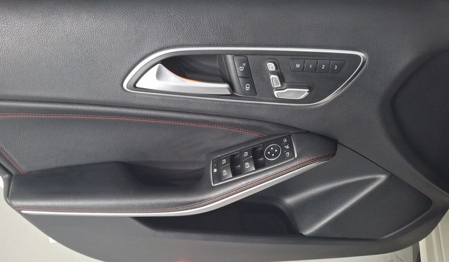 Mercedes Benz Clase A 2.0 MERCEDES-AMG 45 Hatchback 2017