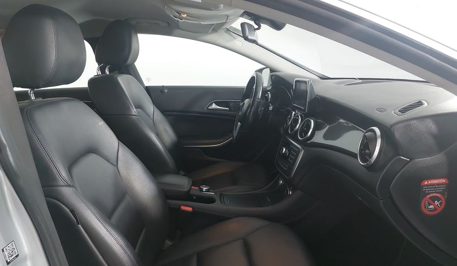 Mercedes Benz Clase Cla 1.6 CLA 200 CGI SPORT AT Coupe 2015