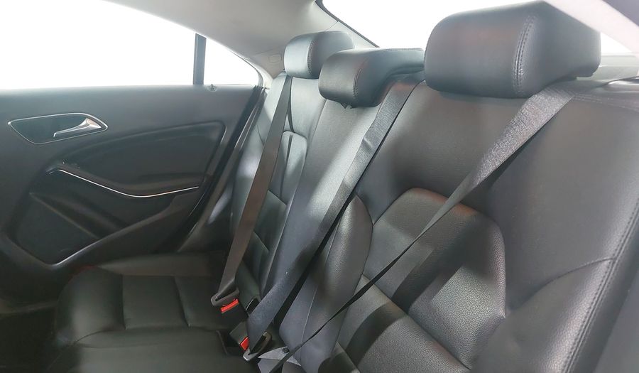 Mercedes Benz Clase Cla 1.6 CLA 200 CGI SPORT AT Coupe 2015