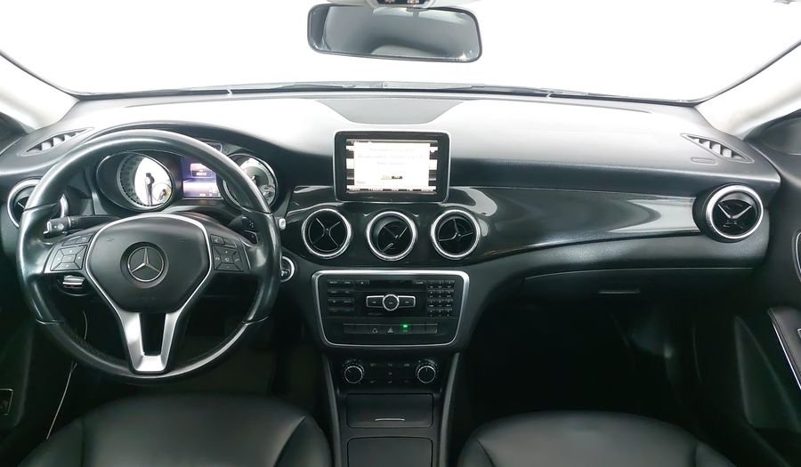 Mercedes Benz Clase Cla 1.6 CLA 200 CGI SPORT AT Coupe 2015