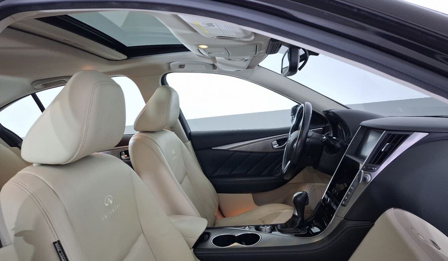 Infiniti Q50 3.7 SEDUCTION AT Sedan 2015