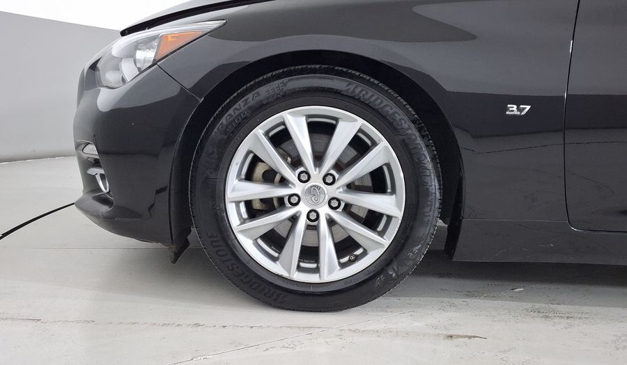 Infiniti Q50 3.7 SEDUCTION AT Sedan 2015