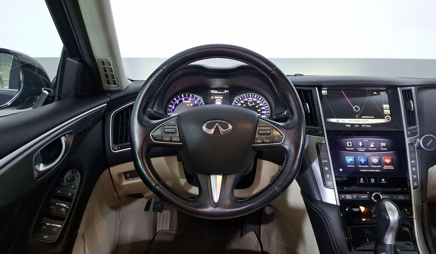 Infiniti Q50 3.7 SEDUCTION AT Sedan 2015