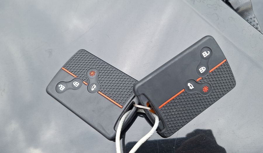 Renault Clio 1.2 EXPRESSION Hatchback 2016