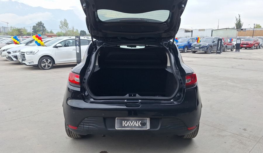 Renault Clio 1.2 EXPRESSION Hatchback 2016