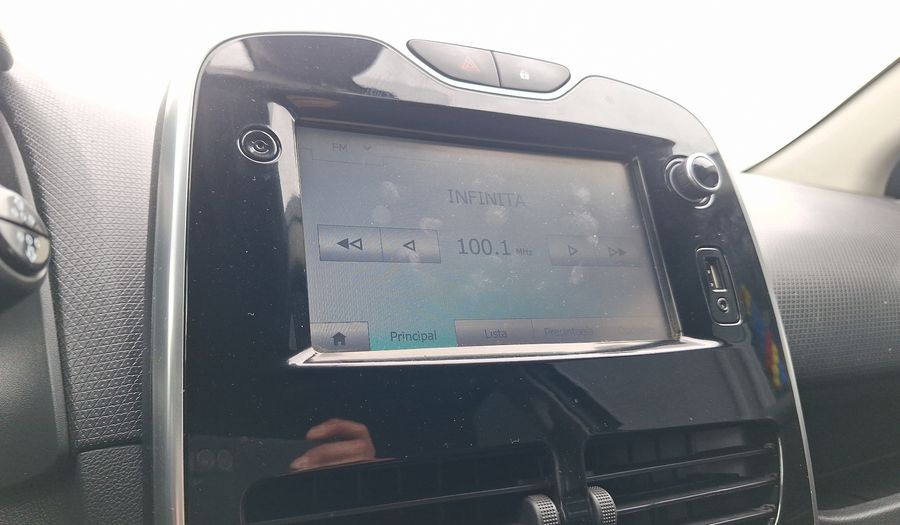 Renault Clio 1.2 EXPRESSION Hatchback 2016