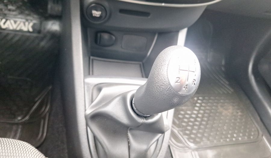 Renault Clio 1.2 EXPRESSION Hatchback 2016