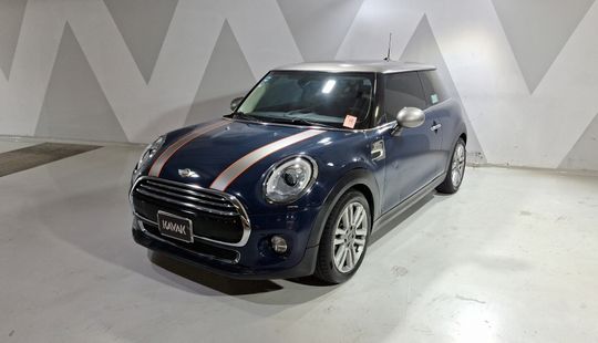 Mini • Cooper