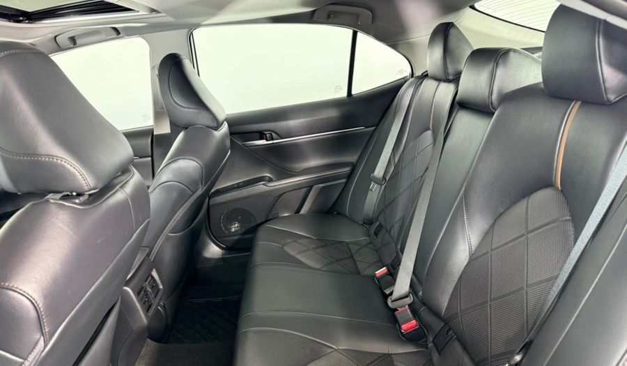 Toyota Camry 2.5 XLE NAVI AUTO Sedan 2019