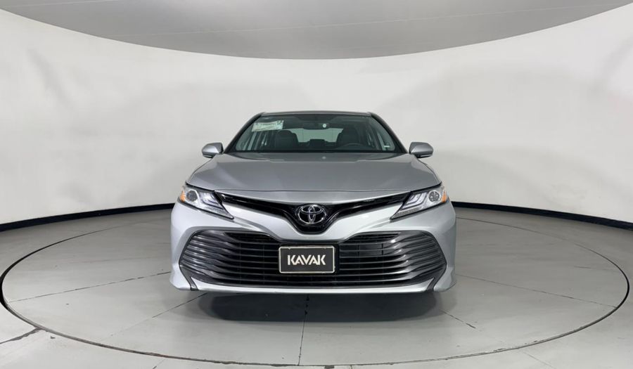 Toyota Camry 2.5 XLE NAVI AUTO Sedan 2019