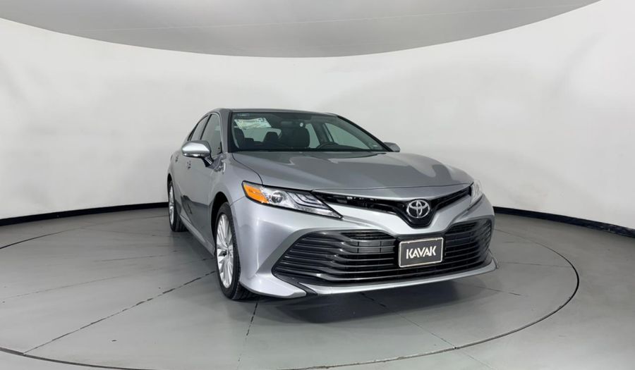 Toyota Camry 2.5 XLE NAVI AUTO Sedan 2019