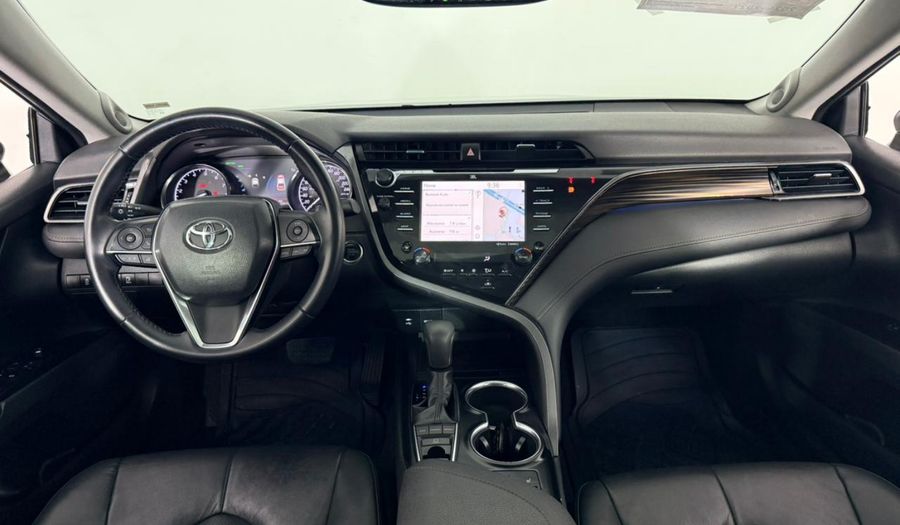 Toyota Camry 2.5 XLE NAVI AUTO Sedan 2019