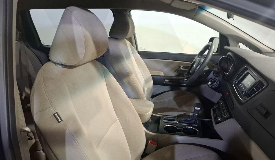 Kia Sedona 3.3 LX AUTO Minivan 2019