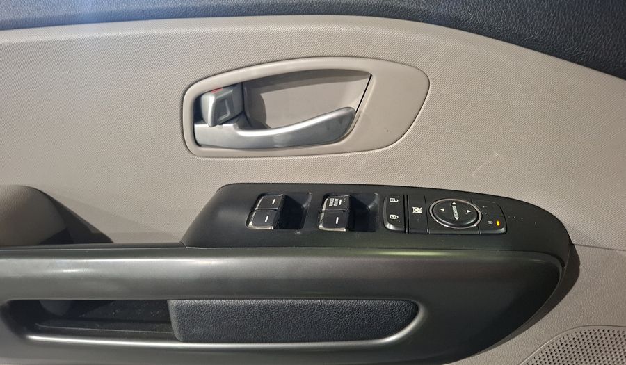 Kia Sedona 3.3 LX AUTO Minivan 2019