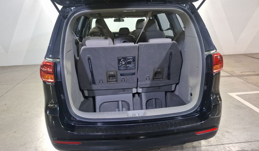 Kia Sedona 3.3 LX AUTO Minivan 2019