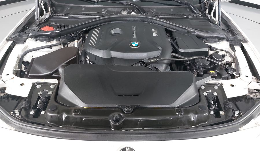Bmw Serie 3 2.0 330IA LUXURY LINE Sedan 2016