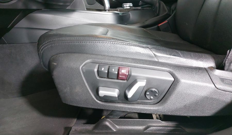 Bmw Serie 3 2.0 330IA LUXURY LINE Sedan 2016