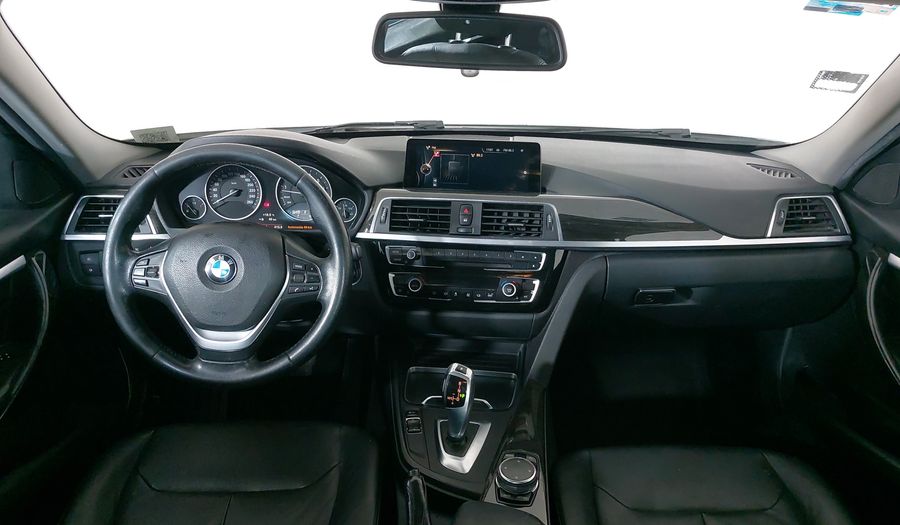 Bmw Serie 3 2.0 330IA LUXURY LINE Sedan 2016