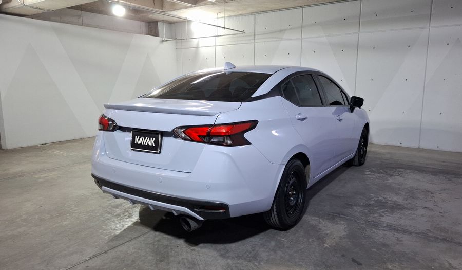 Nissan Versa 1.6 EXCLUSIVE CVT Sedan 2024