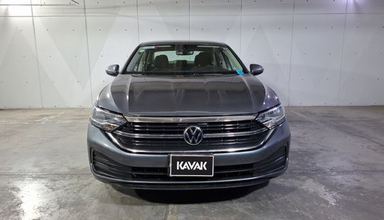 Volkswagen • Jetta