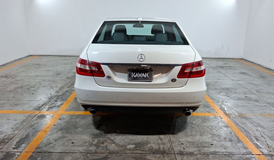 Mercedes Benz Clase E 1.8 200 CGI EXCLUSIVE AT Sedan 2012
