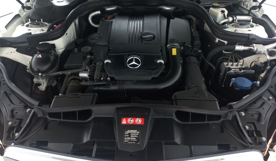 Mercedes Benz Clase E 1.8 200 CGI EXCLUSIVE AT Sedan 2012