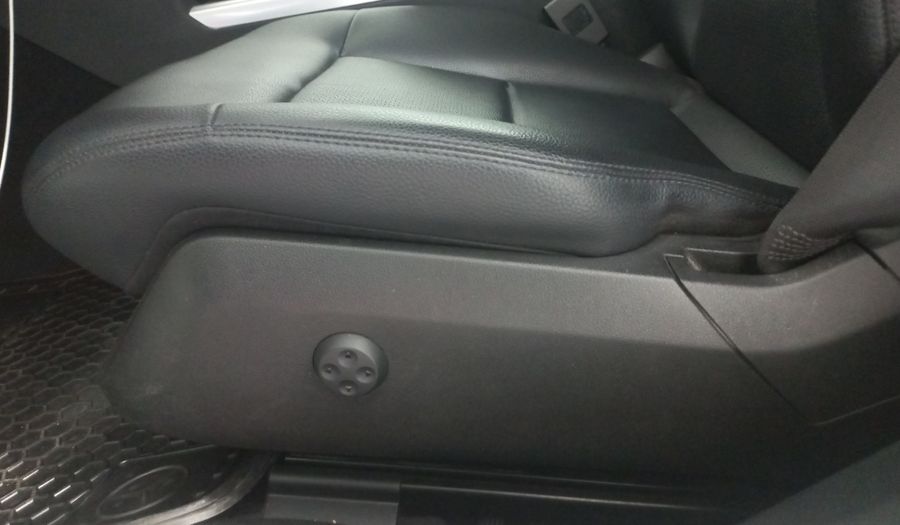 Mercedes Benz Clase E 1.8 200 CGI EXCLUSIVE AT Sedan 2012