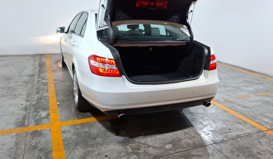 Mercedes Benz Clase E 1.8 200 CGI EXCLUSIVE AT Sedan 2012