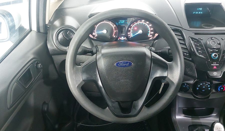 Ford Fiesta 1.6 S MT Sedan 2015