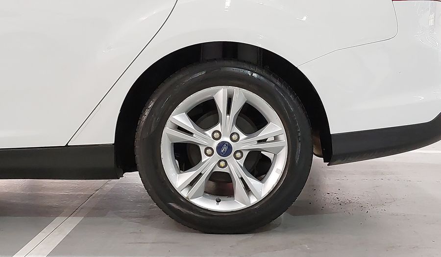 Ford Focus 1.6 16V TIVCT S POWERSHIFT Hatchback 2015