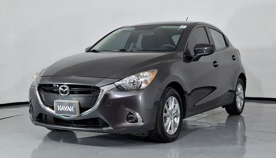 Mazda • Mazda 2