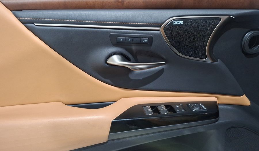 Lexus Es 3.5 350 AUTO Sedan 2022